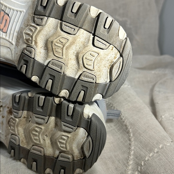 Sketchers Air Cooled memory foam almost NEW sneakers - Picture 6 of 14